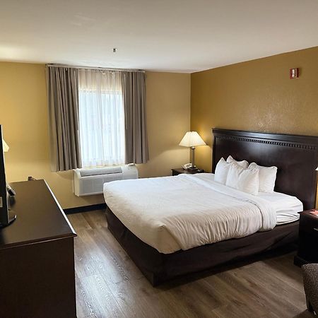 Econo Lodge Inn & Suites Monroe Exterior photo
